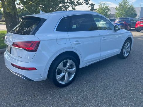 Used 2021 Audi Q5 Prestige w/ Prestige Package AWD/4WD image 4