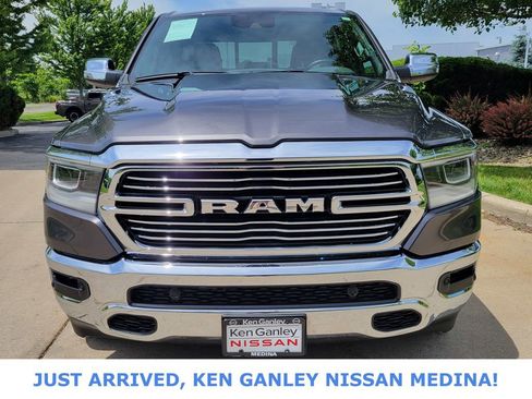 Used 2024 RAM 1500 Laramie AWD/4WD image 9