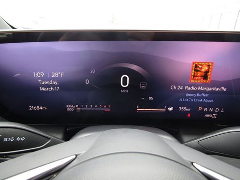 Used 2025 Buick Enclave Preferred image 30