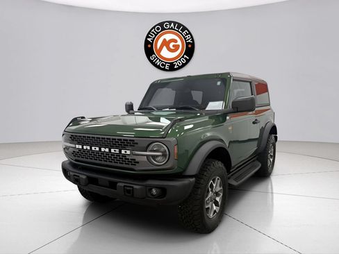 Used 2025 Ford Bronco Badlands AWD/4WD image 8