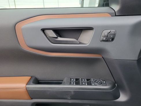 Certified 2024 Ford Bronco Sport Outer Banks w/ Tech Package image 18