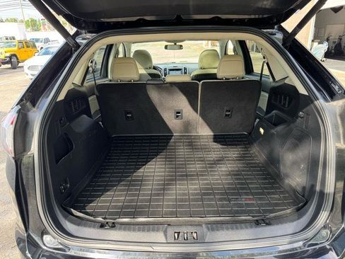 Used 2017 Ford Edge Titanium w/ Equipment Group 301A image 13