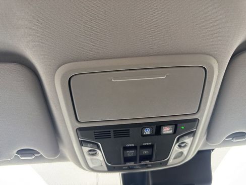 Used 2021 Honda Pilot Elite image 27