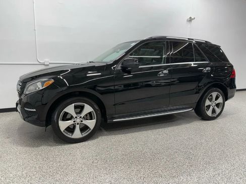 Used 2016 Mercedes-Benz GLE 350 4MATIC w/ Premium Package image 2