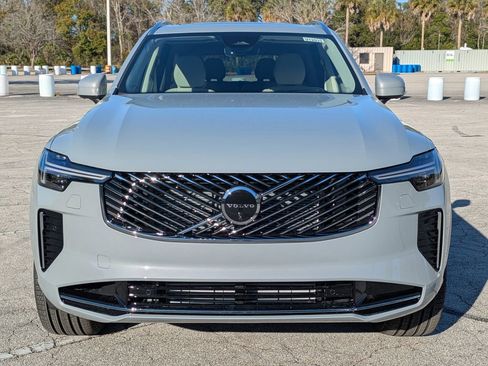 New 2026 Volvo XC90 T8 Ultra w/ Protection Package Premier AWD/4WD image 9
