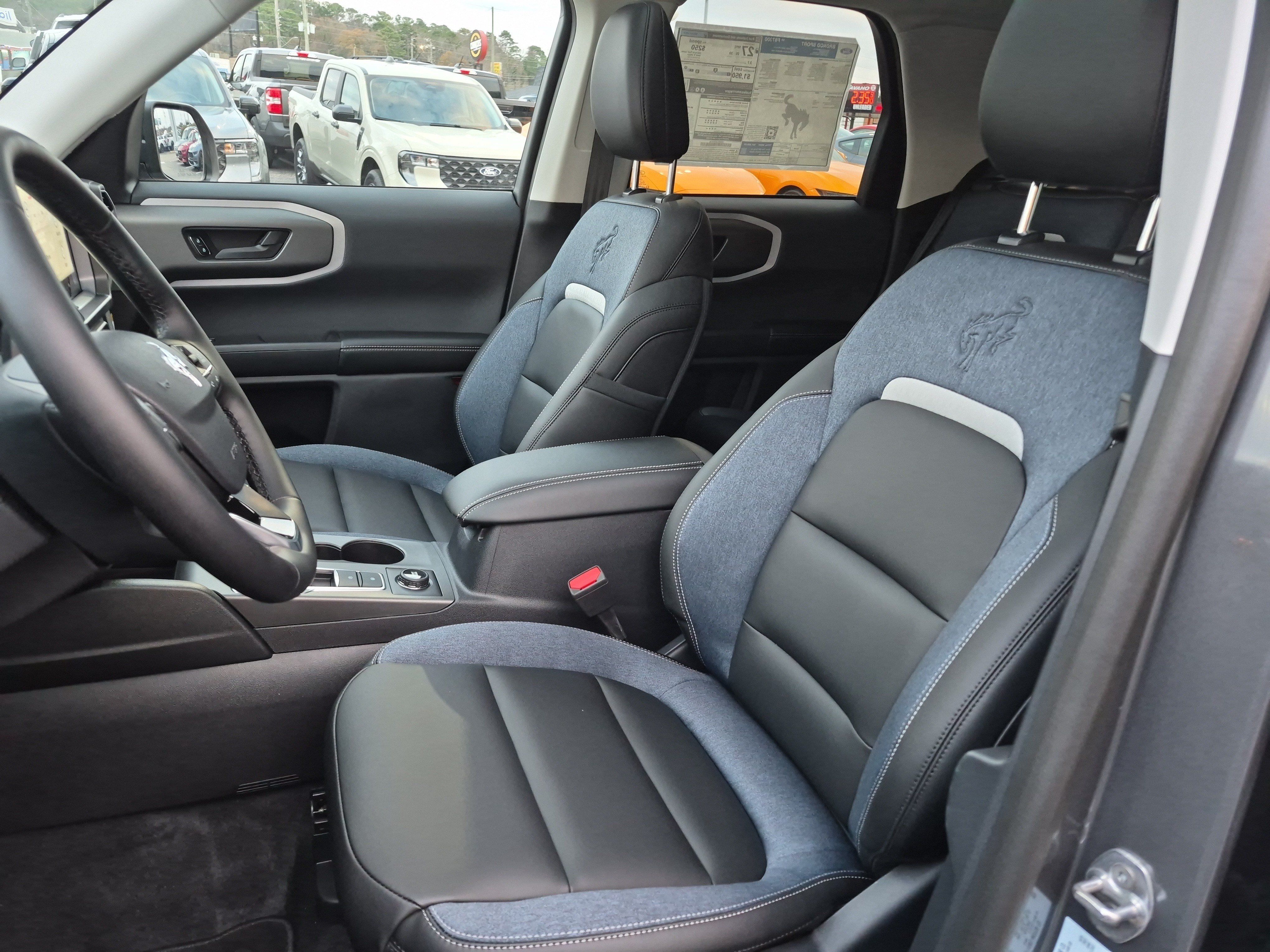 New 2025 Ford Bronco Sport Outer Banks w/ Outer Banks Tech Package+ AWD/4WD image 12