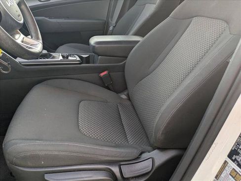 Used 2023 Kia Sportage LX FWD image 12