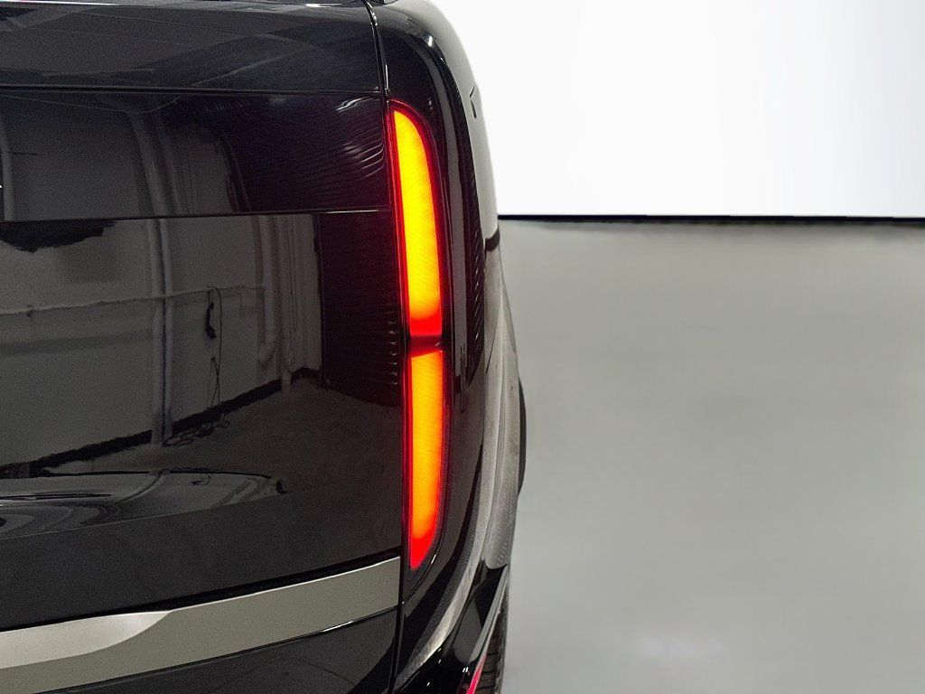 Used 2024 Land Rover Range Rover SE AWD/4WD image 33
