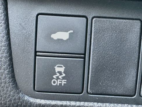 Used 2023 Honda CR-V EX-L image 11