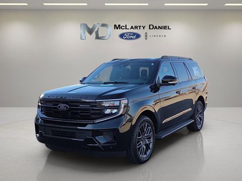 New 2026 Ford Expedition Platinum w/ Stealth Appearance Package AWD/4WD image 2