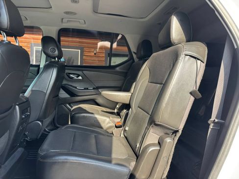 Used 2020 Chevrolet Traverse Premier w/ Redline Edition AWD/4WD image 16