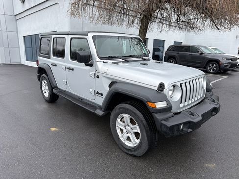 Used 2023 Jeep Wrangler Sport S image 1