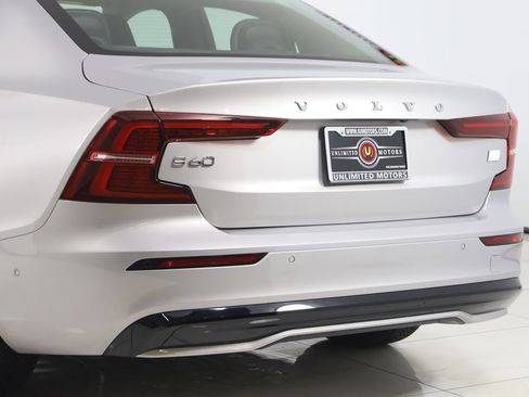 Used 2023 Volvo S60 T8 Plus AWD/4WD image 23