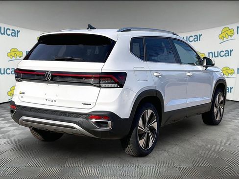 New 2026 Volkswagen Taos SE AWD/4WD image 7