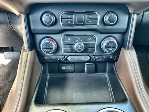 Certified 2023 Chevrolet Tahoe High Country w/ Premium Package 2 image 35