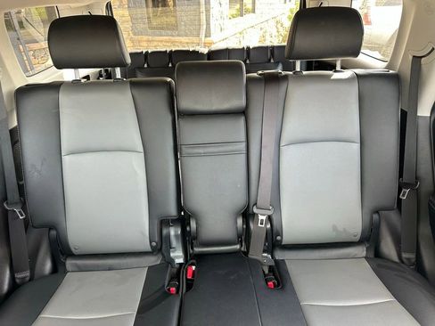 Used 2019 Toyota 4Runner SR5 Premium AWD/4WD image 41