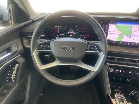 Used 2025 Audi Q5 Premium AWD/4WD image 13