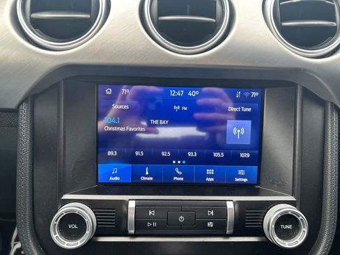 Used 2022 Ford Mustang Premium image 25