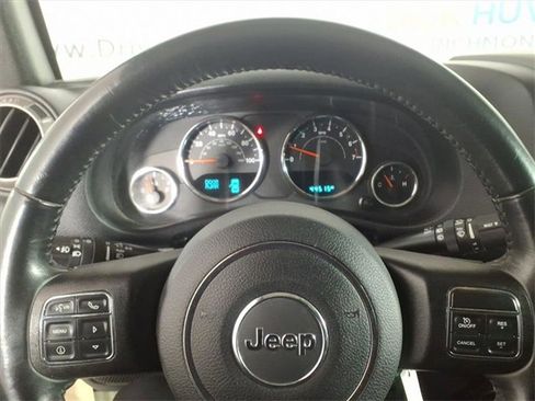 Used 2018 Jeep Wrangler Unlimited Sport image 24