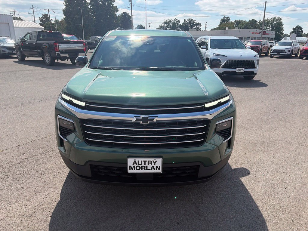 New 2027 Chevrolet Traverse LT w/ Sun and Wheel Package AWD/4WD image 9