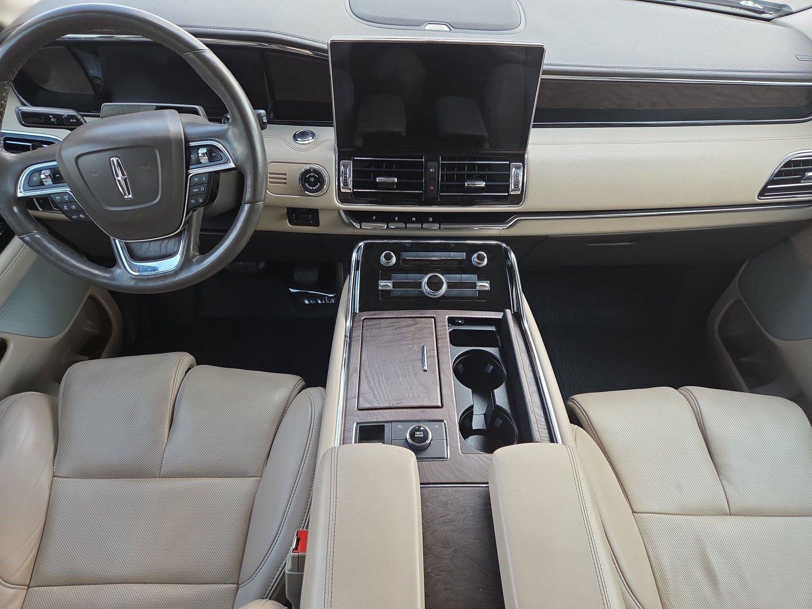 Used 2022 Lincoln Navigator L Reserve AWD/4WD image 10