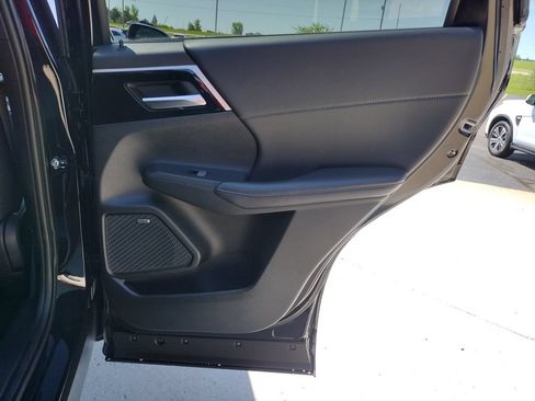 New 2026 Mitsubishi Outlander SE AWD/4WD image 31