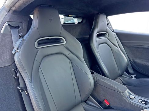 Used 2023 Maserati MC20 Coupe image 48