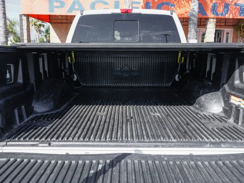 Used 2019 Ford F250 Lariat w/ Lariat Ultimate Package AWD/4WD image 9