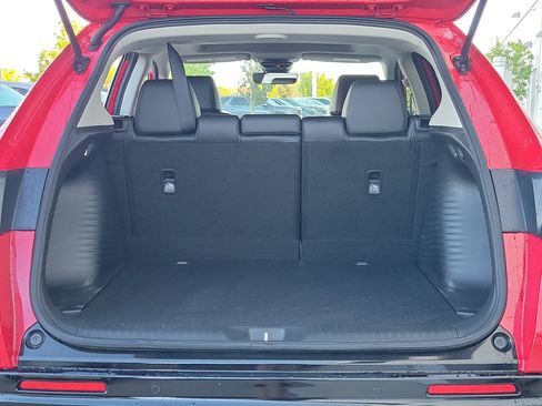 Used 2024 Honda HR-V EX-L image 9