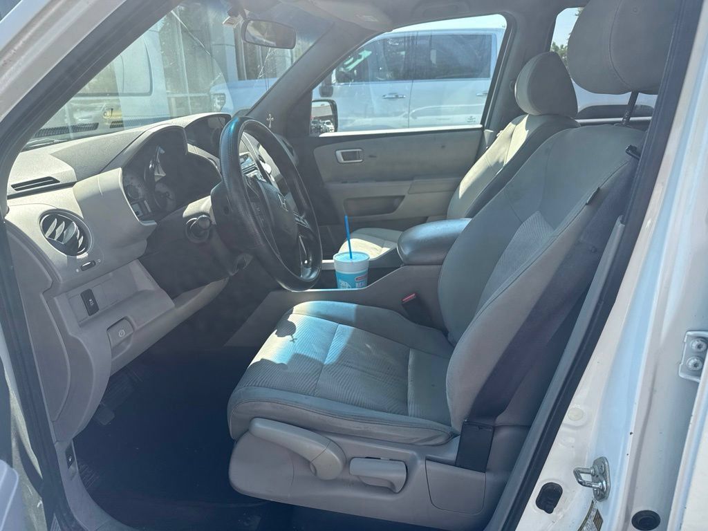 Used 2013 Honda Pilot LX image 9