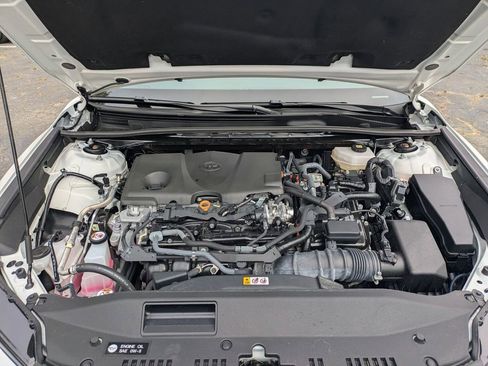 Used 2025 Toyota Camry LE image 35