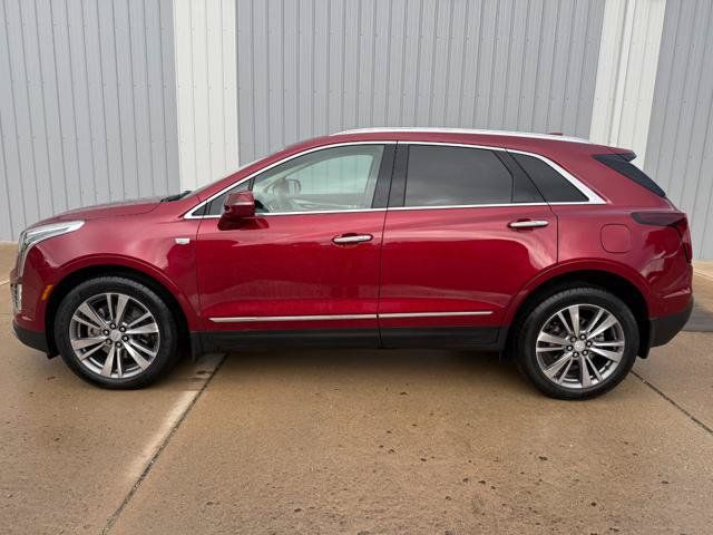 Used 2020 Cadillac XT5 Premium Luxury AWD/4WD image 1