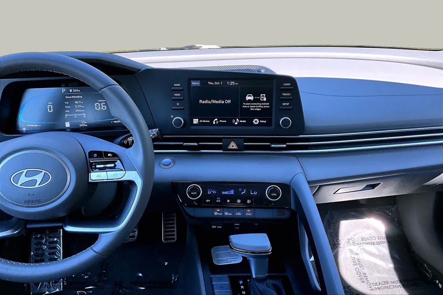 Used 2026 Hyundai Elantra Sport FWD image 7