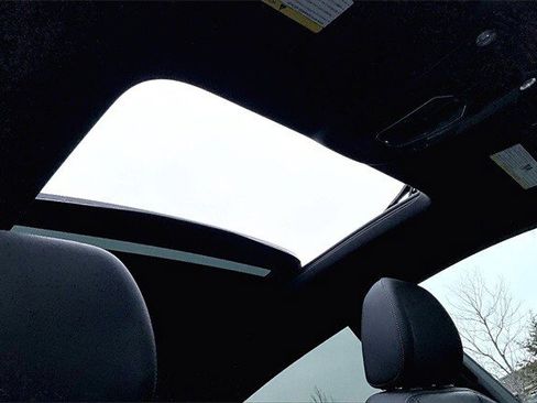 Used 2019 Audi Q8 Premium Plus w/ Premium Plus image 30