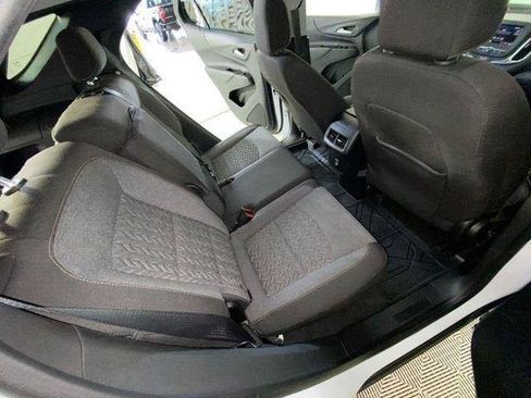 Used 2023 Chevrolet Equinox LT FWD image 36