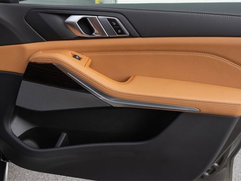 New 2026 BMW X5 xDrive50e w/ Climate Comfort Package image 20