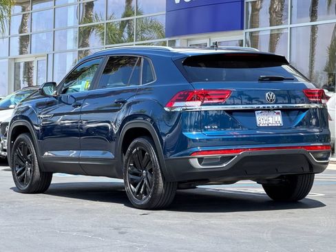 Used 2021 Volkswagen Atlas Cross Sport SE FWD image 3