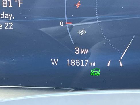 Certified 2024 Cadillac Lyriq Luxury AWD/4WD image 37