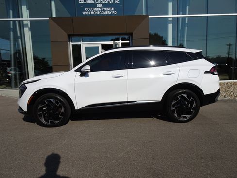 Used 2023 Kia Sportage SX AWD/4WD image 2