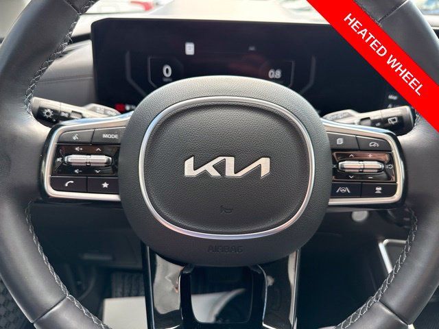 Used 2026 Kia Carnival SX Prestige FWD image 9