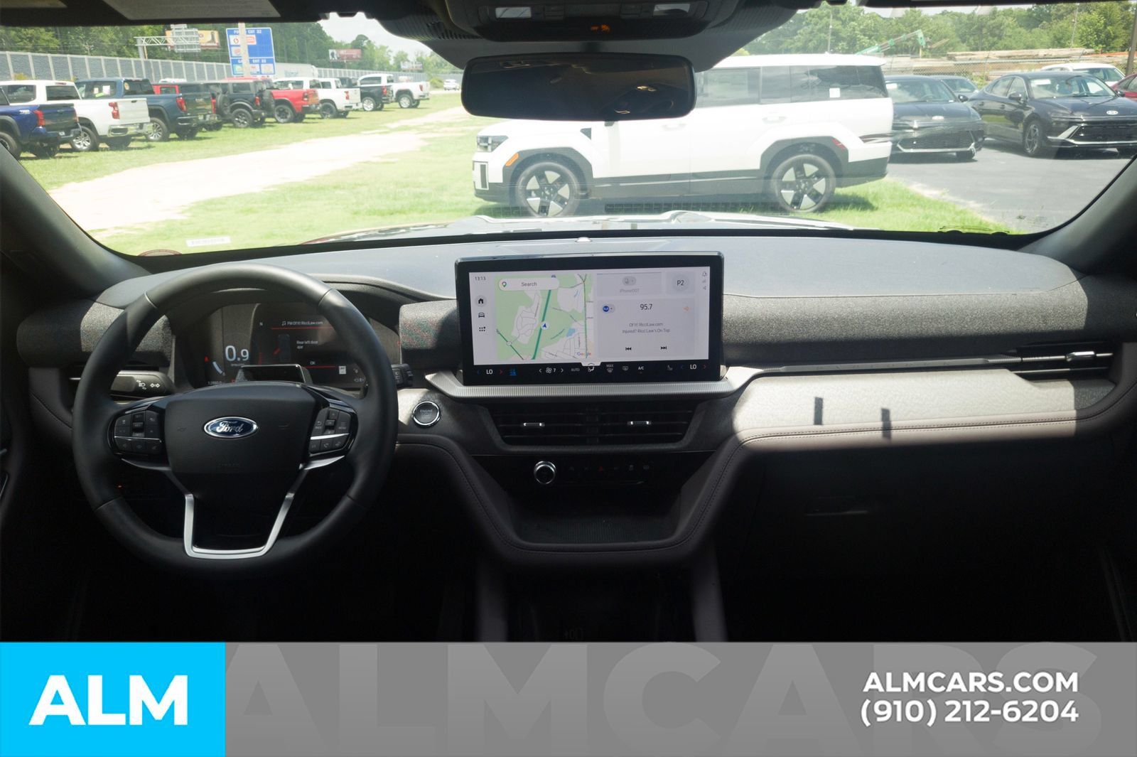 Used 2026 Ford Explorer Platinum w/ LUX Leather Package AWD/4WD image 20
