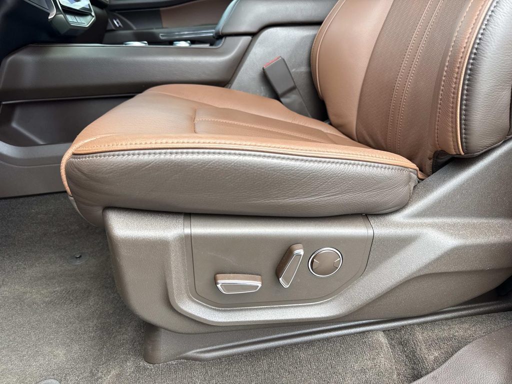 Used 2024 Ford Expedition King Ranch AWD/4WD image 21