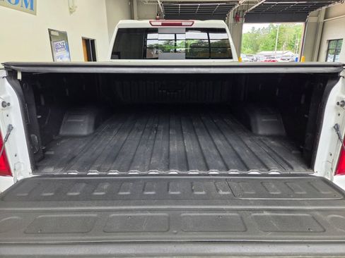 Used 2022 Chevrolet Silverado 2500 LTZ AWD/4WD image 9