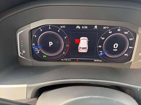Used 2022 Volkswagen Atlas Cross Sport SE AWD/4WD image 6