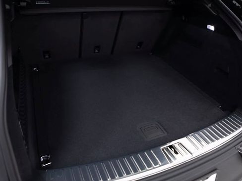 Certified 2025 Porsche Cayenne Coupe image 31