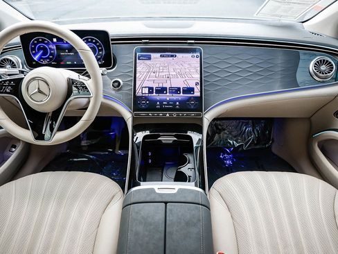 Certified 2023 Mercedes-Benz EQS 450+ 4MATIC Sedan image 10