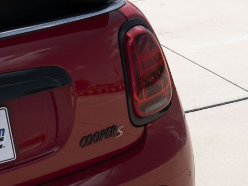 Used 2023 MINI Cooper S FWD image 35