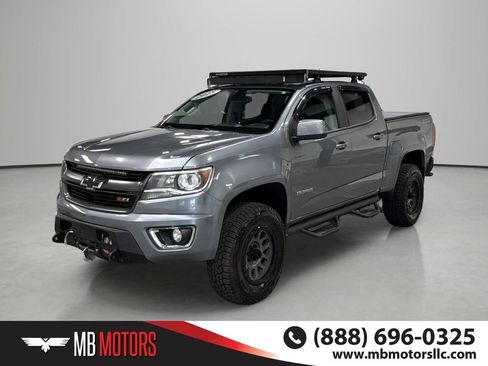 Used 2018 Chevrolet Colorado Z71 AWD/4WD image 1