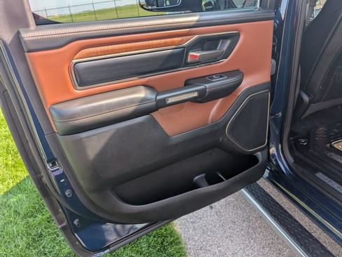 Used 2022 RAM 1500 Limited w/ Body-Colour Bumper Group AWD/4WD image 24