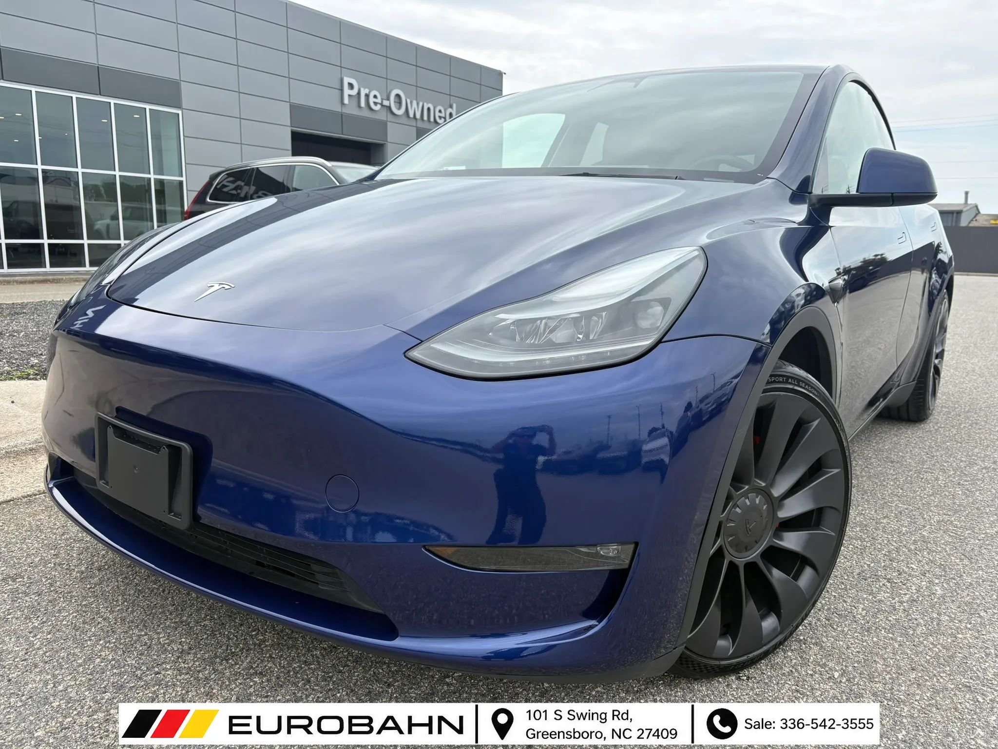 Used 2023 Tesla Model Y Performance AWD/4WD image 1